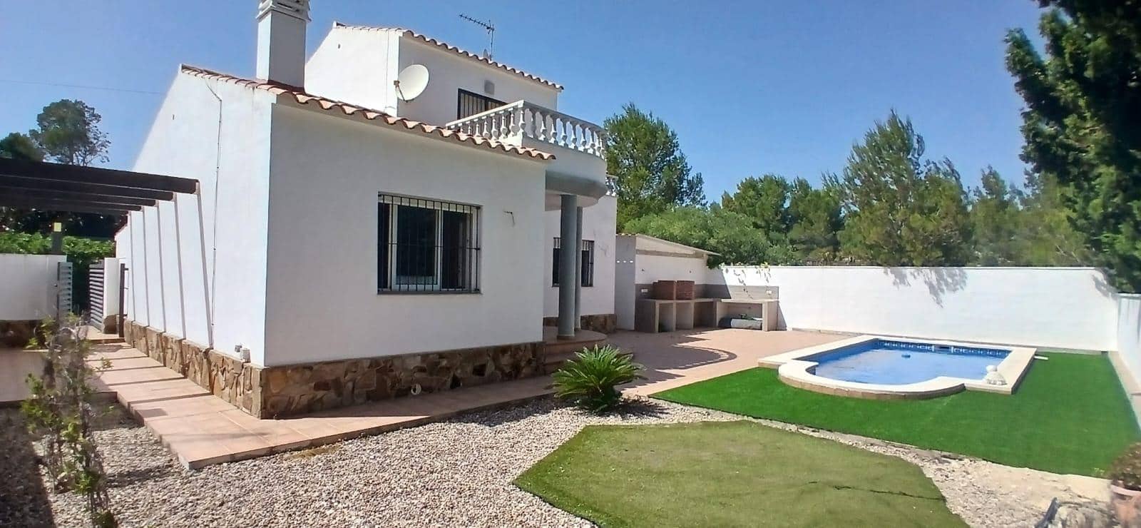 3 bedroom Villa for sale in L'Ametlla de Mar with pool garage - € 270,000 (Ref: 9878809)