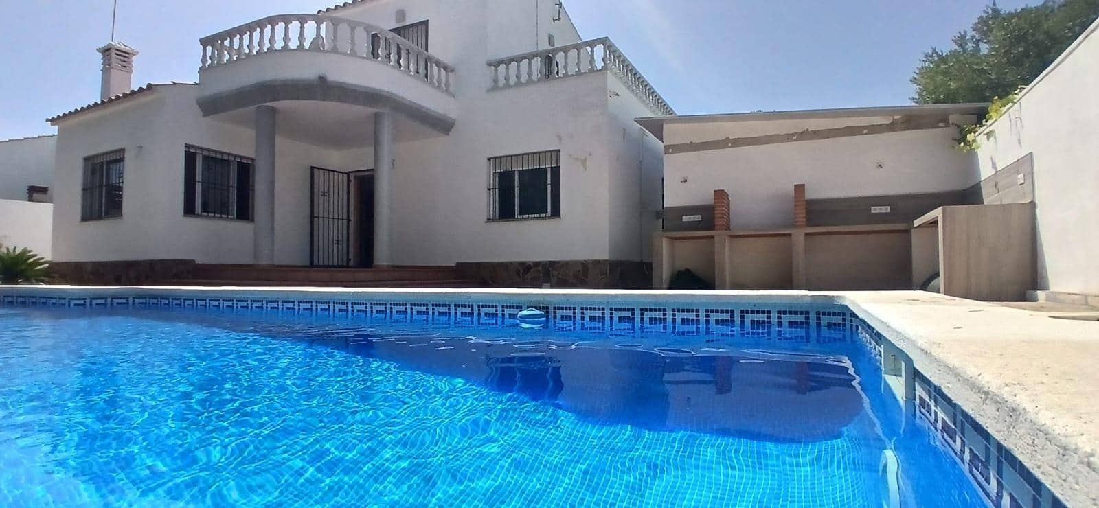 3 bedroom Villa for sale in L'Ametlla de Mar with pool garage - € 270,000 (Ref: 9878809)