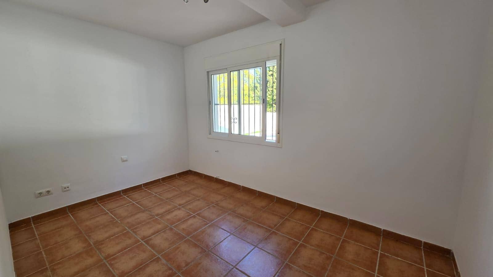 3 sypialnia Willa na sprzedaż w L'Ametlla de Mar z basenem garażem - 259 000 € (Ref: 9878809)