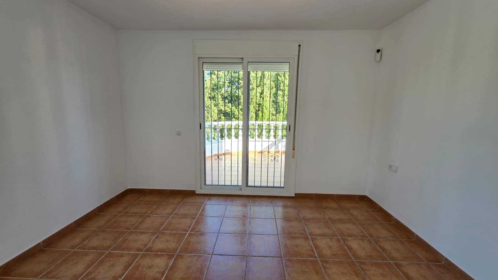3 sypialnia Willa na sprzedaż w L'Ametlla de Mar z basenem garażem - 259 000 € (Ref: 9878809)