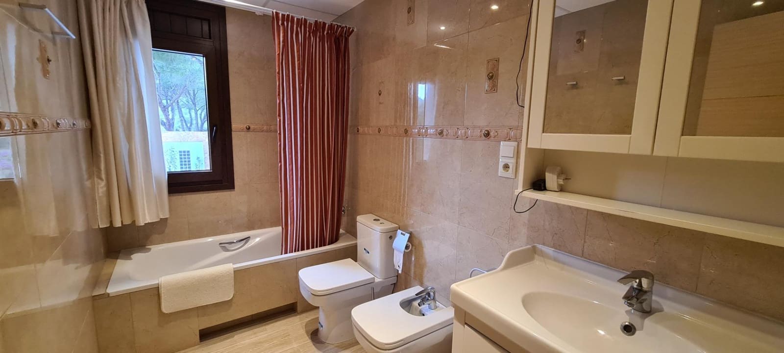 5 bedroom Villa for sale in L'Ametlla de Mar with pool garage - € 1,080,000 (Ref: 9884789)