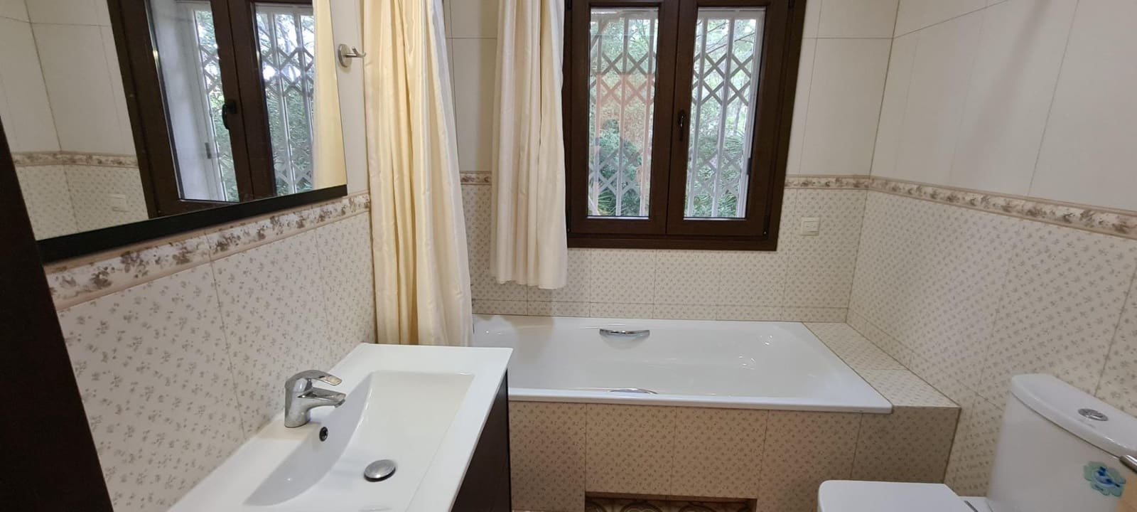 5 bedroom Villa for sale in L'Ametlla de Mar with pool garage - € 1,080,000 (Ref: 9884789)