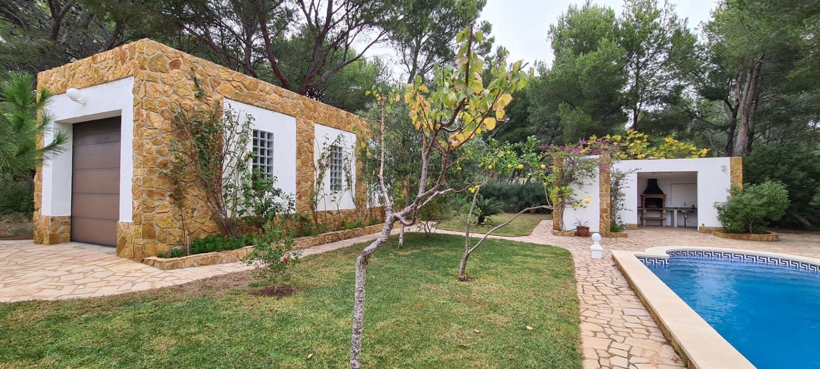 5 bedroom Villa for sale in L'Ametlla de Mar with pool garage - € 1,080,000 (Ref: 9884789)
