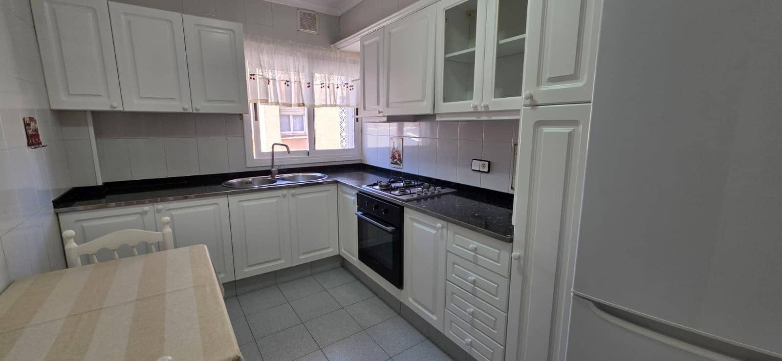 3 slaapkamer Flat te koop in L'Ametlla de Mar - € 120.000 (Ref: 9896327)