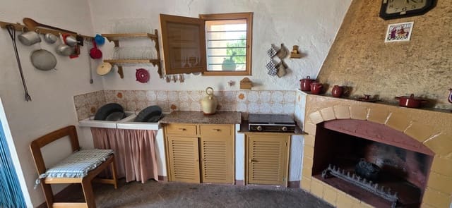 1 bedroom Finca/Country House for sale in L'Aldea with garage - € 50,000 (Ref: 9896328)