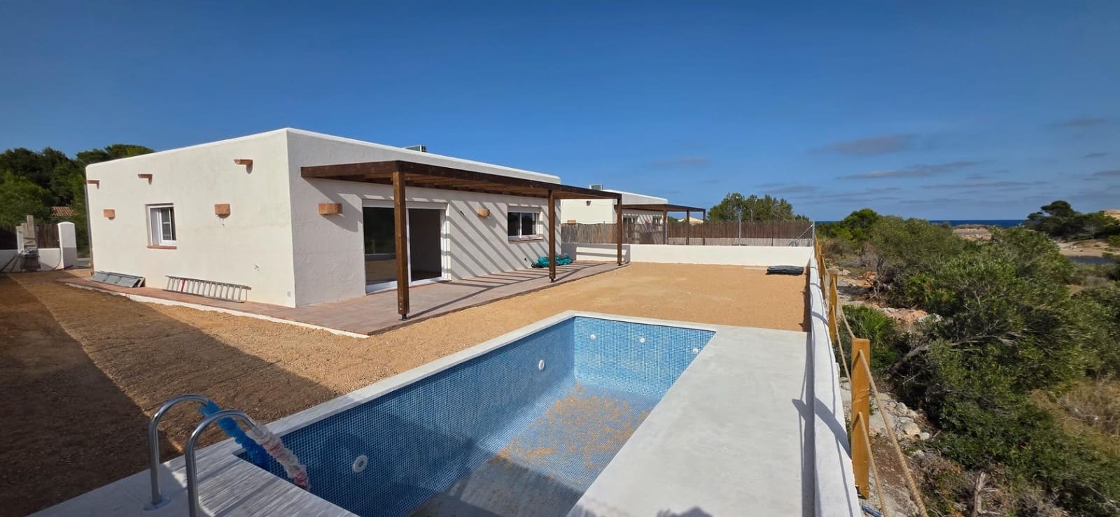 4 slaapkamer Villa te koop in L'Ametlla de Mar met zwembad garage - € 639.950 (Ref: 9927388)