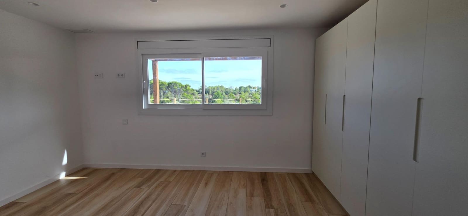 4 slaapkamer Villa te koop in L'Ametlla de Mar met zwembad garage - € 639.950 (Ref: 9927388)