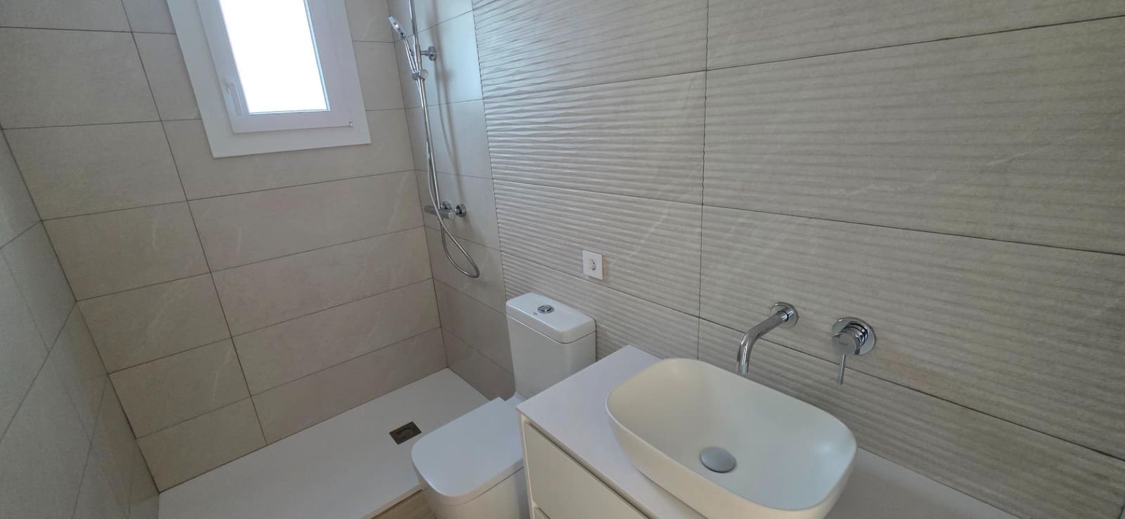 4 slaapkamer Villa te koop in L'Ametlla de Mar met zwembad garage - € 639.950 (Ref: 9927388)