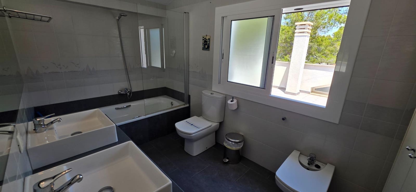 5 soverom Villa til salgs i L'Ametlla de Mar med svømmebasseng garasje - € 565 000 (Ref: 9927389)