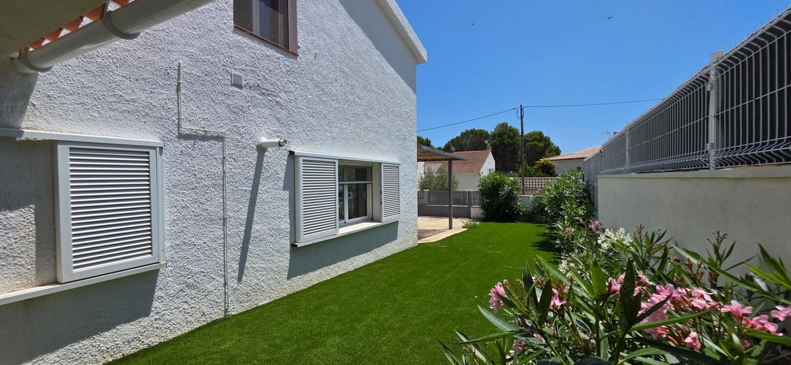 5 soverom Villa til salgs i L'Ametlla de Mar med svømmebasseng garasje - € 565 000 (Ref: 9927389)