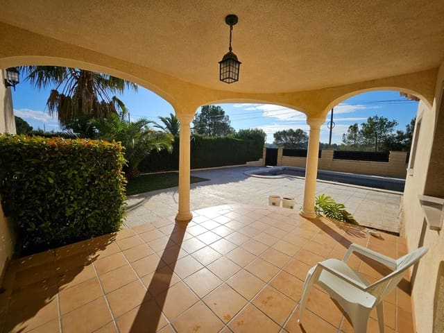 4 soverom Villa til salgs i L'Ametlla de Mar med svømmebasseng garasje - € 365 000 (Ref: 9947904)