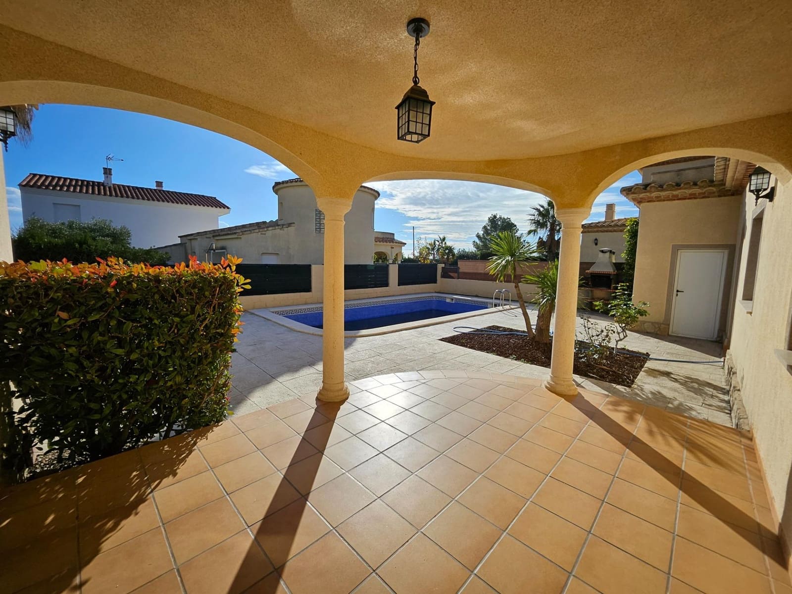 4 soverom Villa til salgs i L'Ametlla de Mar med svømmebasseng garasje - € 365 000 (Ref: 9947904)