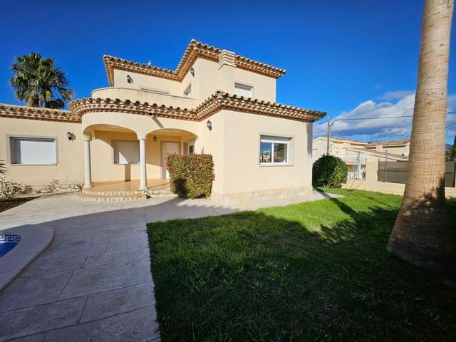 4 soverom Villa til salgs i L'Ametlla de Mar med svømmebasseng garasje - € 365 000 (Ref: 9947904)