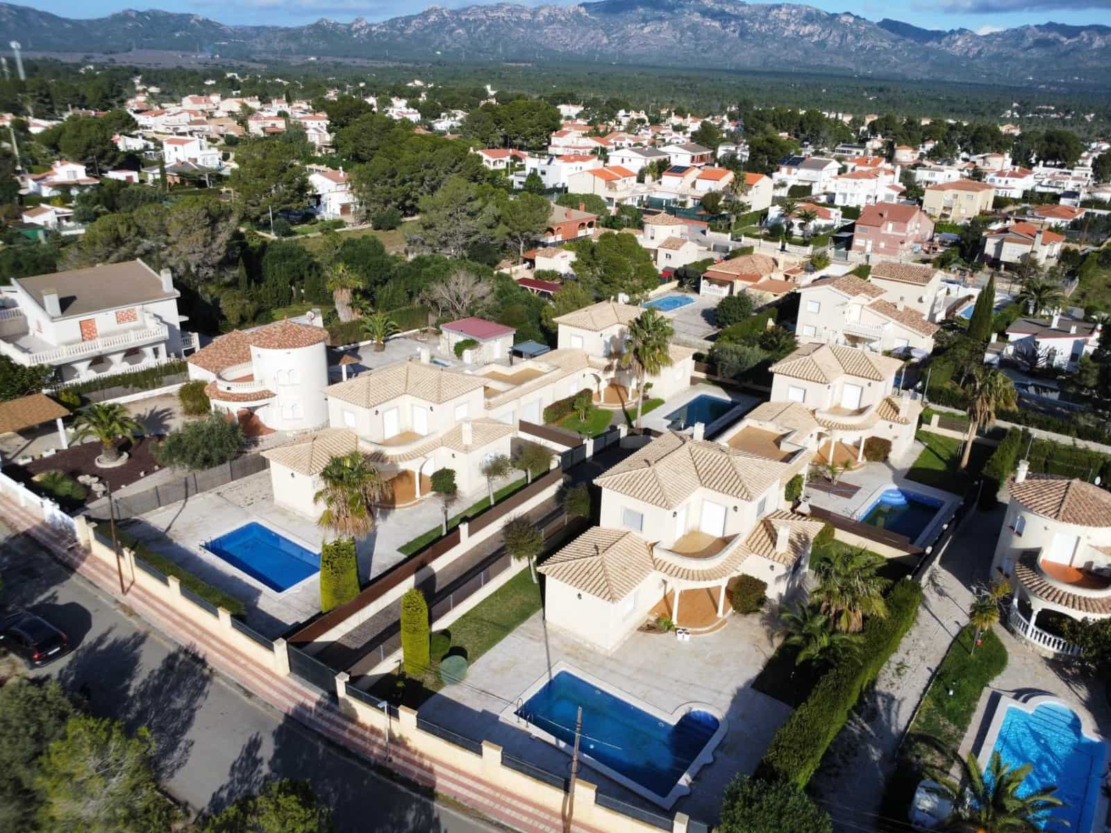 4 soverom Villa til salgs i L'Ametlla de Mar med svømmebasseng garasje - € 365 000 (Ref: 9947904)