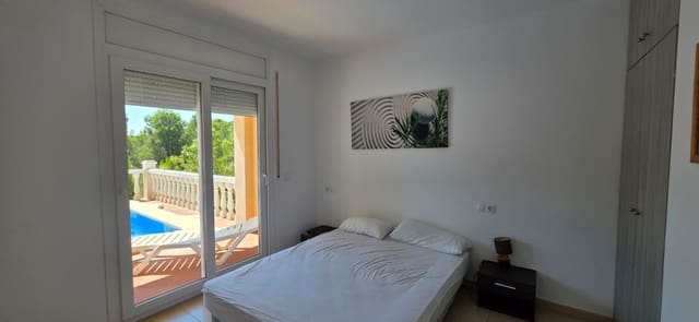 4 sovrum Villa till salu i L'Ametlla de Mar med pool - 389 000 € (Ref: 9952611)