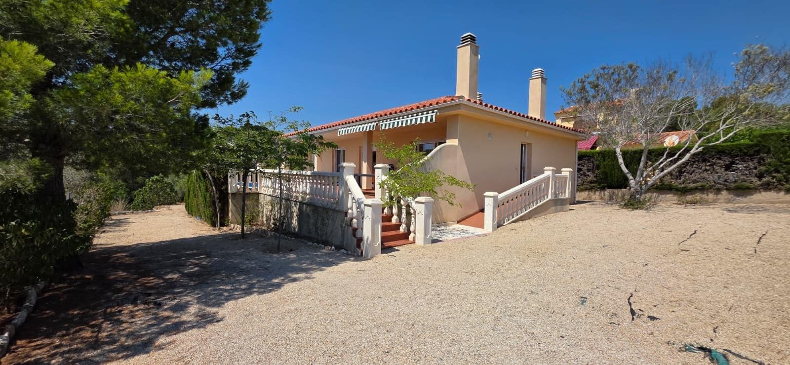 4 sovrum Villa till salu i L'Ametlla de Mar med pool - 389 000 € (Ref: 9952611)