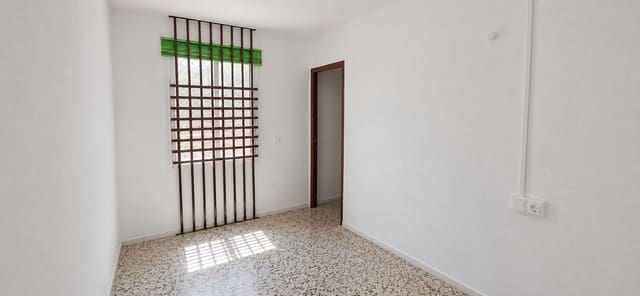 2 slaapkamer Finca/Landhuis te koop in Cambrils - € 149.000 (Ref: 9954220)