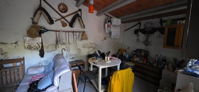 Finca/Herregård til salgs i El Perelló - € 35 000 (Ref: 9957964)