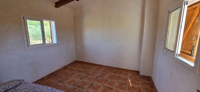 3 soverom Finca/Herregård til salgs i El Perelló med svømmebasseng garasje - € 285 000 (Ref: 9959773)