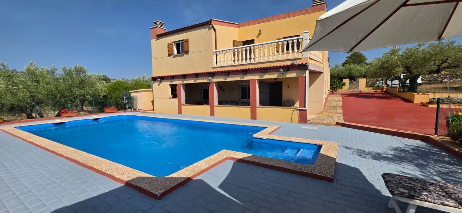 3 soverom Finca/Herregård til salgs i El Perello med svømmebasseng garasje - € 285 000 (Ref: 9959773)