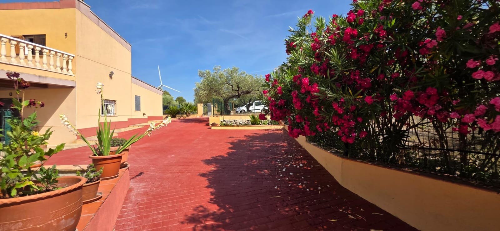 3 soverom Finca/Herregård til salgs i El Perello med svømmebasseng garasje - € 285 000 (Ref: 9959773)