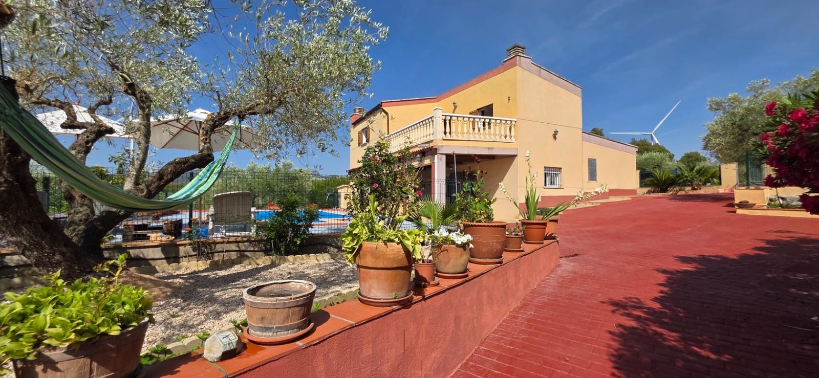 3 soverom Finca/Herregård til salgs i El Perello med svømmebasseng garasje - € 285 000 (Ref: 9959773)