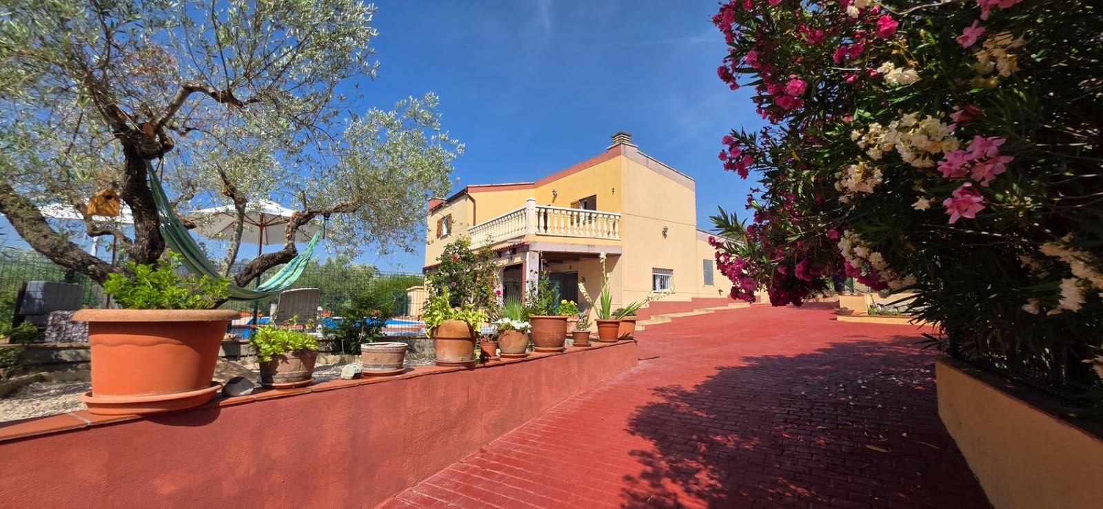 3 soverom Finca/Herregård til salgs i El Perello med svømmebasseng garasje - € 285 000 (Ref: 9959773)