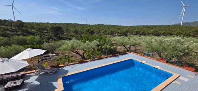 3 soverom Finca/Herregård til salgs i El Perelló med svømmebasseng garasje - € 285 000 (Ref: 9959773)