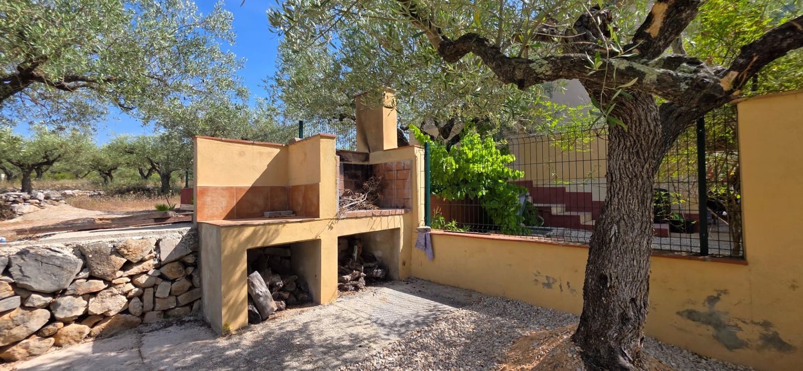 3 soverom Finca/Herregård til salgs i El Perello med svømmebasseng garasje - € 285 000 (Ref: 9959773)