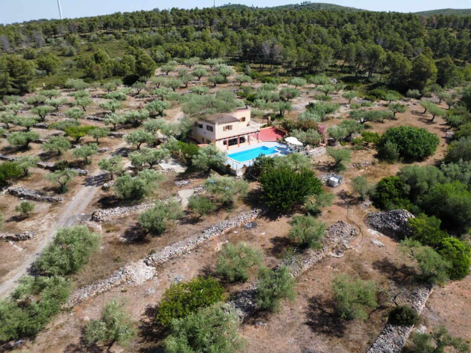 3 soverom Finca/Herregård til salgs i El Perello med svømmebasseng garasje - € 285 000 (Ref: 9959773)