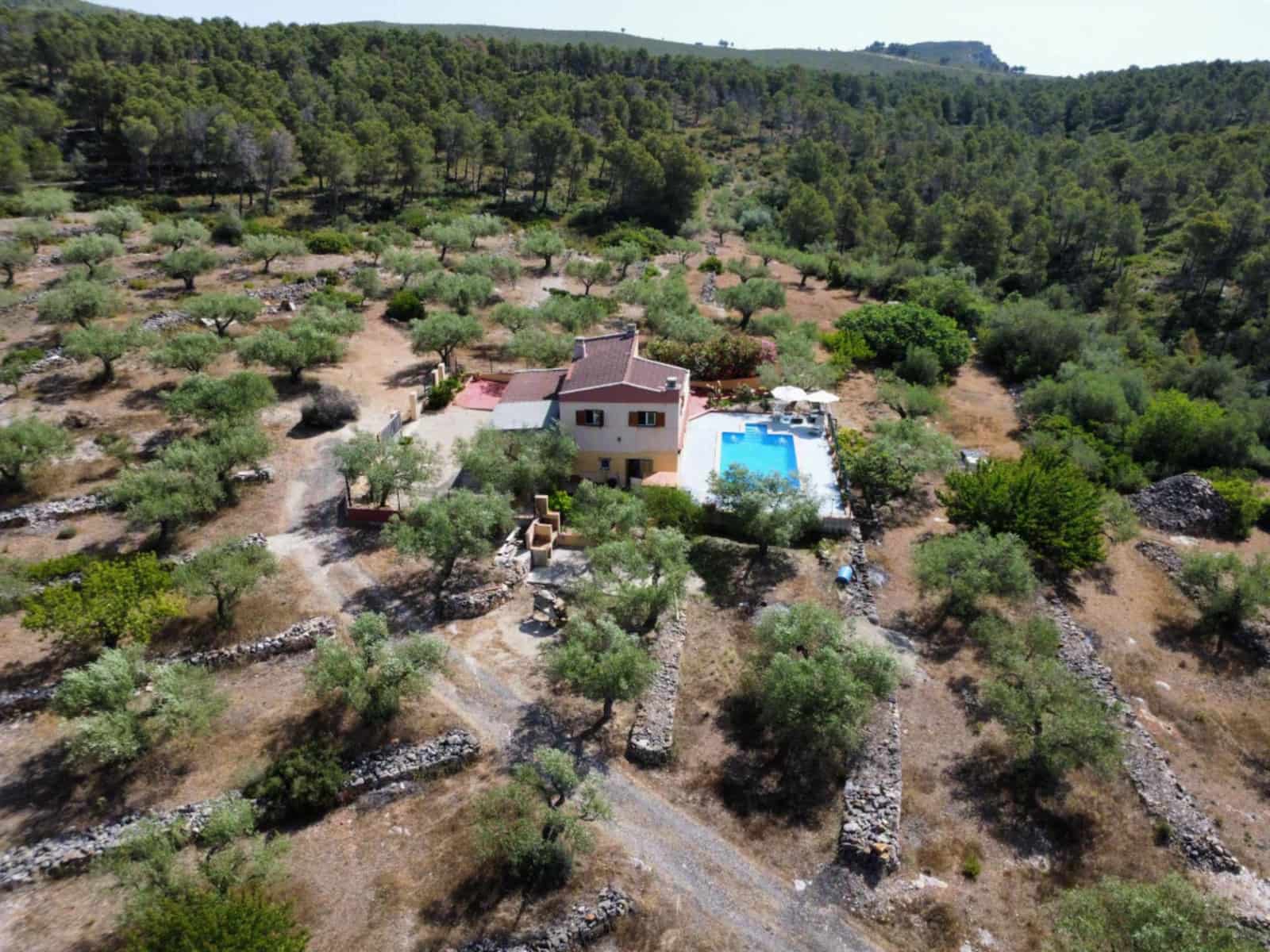 3 soverom Finca/Herregård til salgs i El Perello med svømmebasseng garasje - € 285 000 (Ref: 9959773)