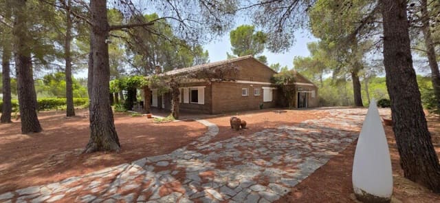 4 slaapkamer Villa te koop in L'Ametlla de Mar - € 550.000 (Ref: 9975407)