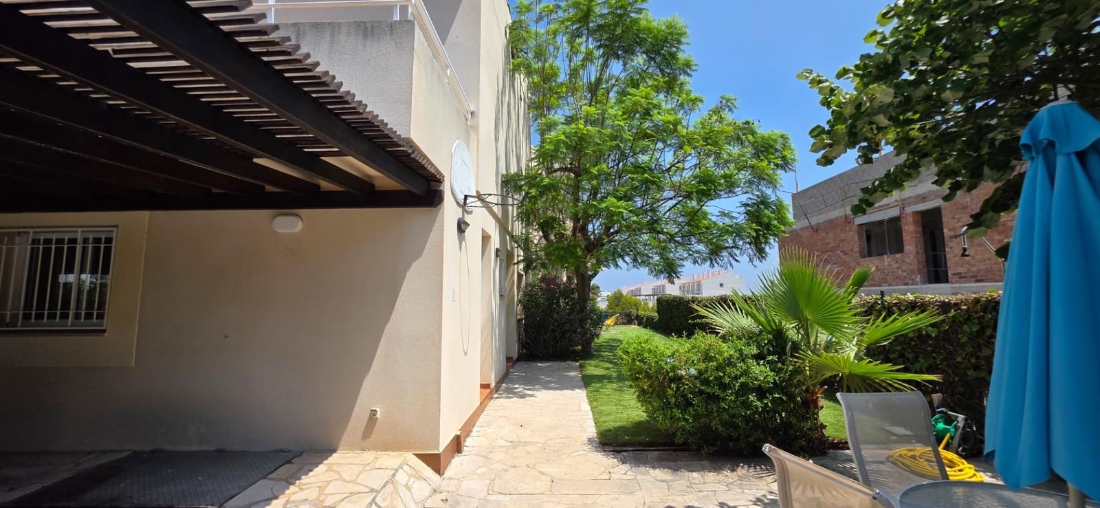 Chalet de 4 habitaciones en Calafat en venta con garaje - 399.000 € (Ref: 9978827)