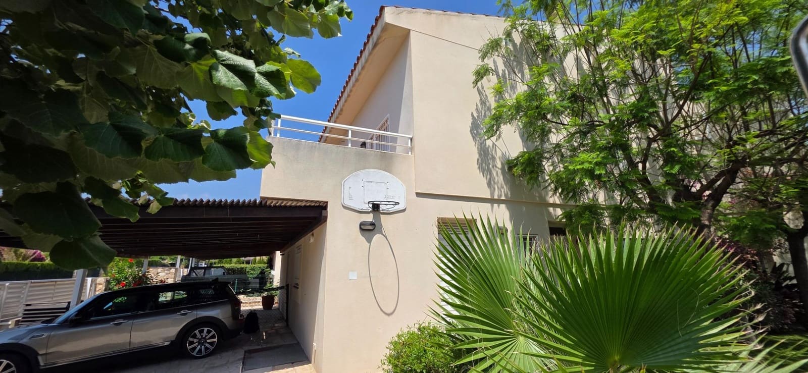 Chalet de 4 habitaciones en Calafat en venta con garaje - 399.000 € (Ref: 9978827)