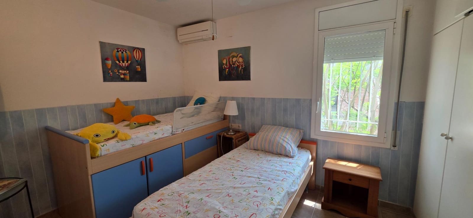 Chalet de 4 habitaciones en Calafat en venta con garaje - 399.000 € (Ref: 9978827)