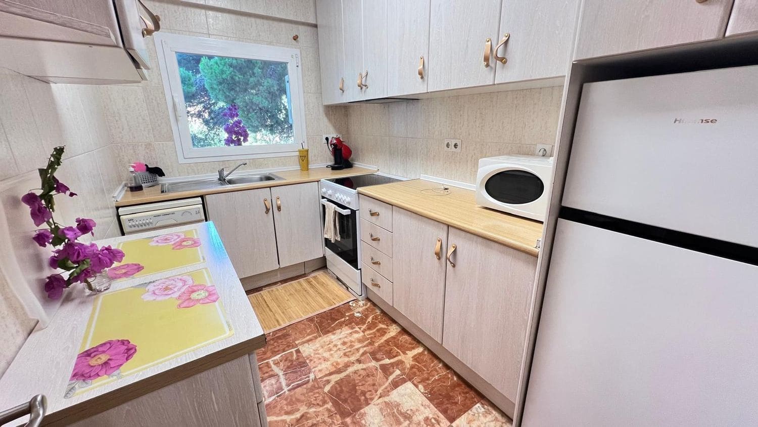 1 Zimmer Apartment zu vermieten in Marbella mit Garage - 1.500 € (Ref: 10006246)