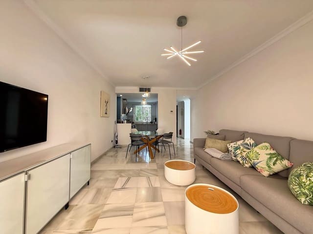 2 sovrum Lägenhet att hyra i Los Naranjos, Marbella med pool garage - 1 900 € (Ref: 10010226)