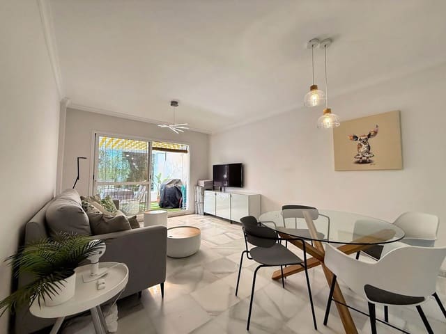 2 sovrum Lägenhet att hyra i Los Naranjos, Marbella med pool garage - 1 900 € (Ref: 10010226)