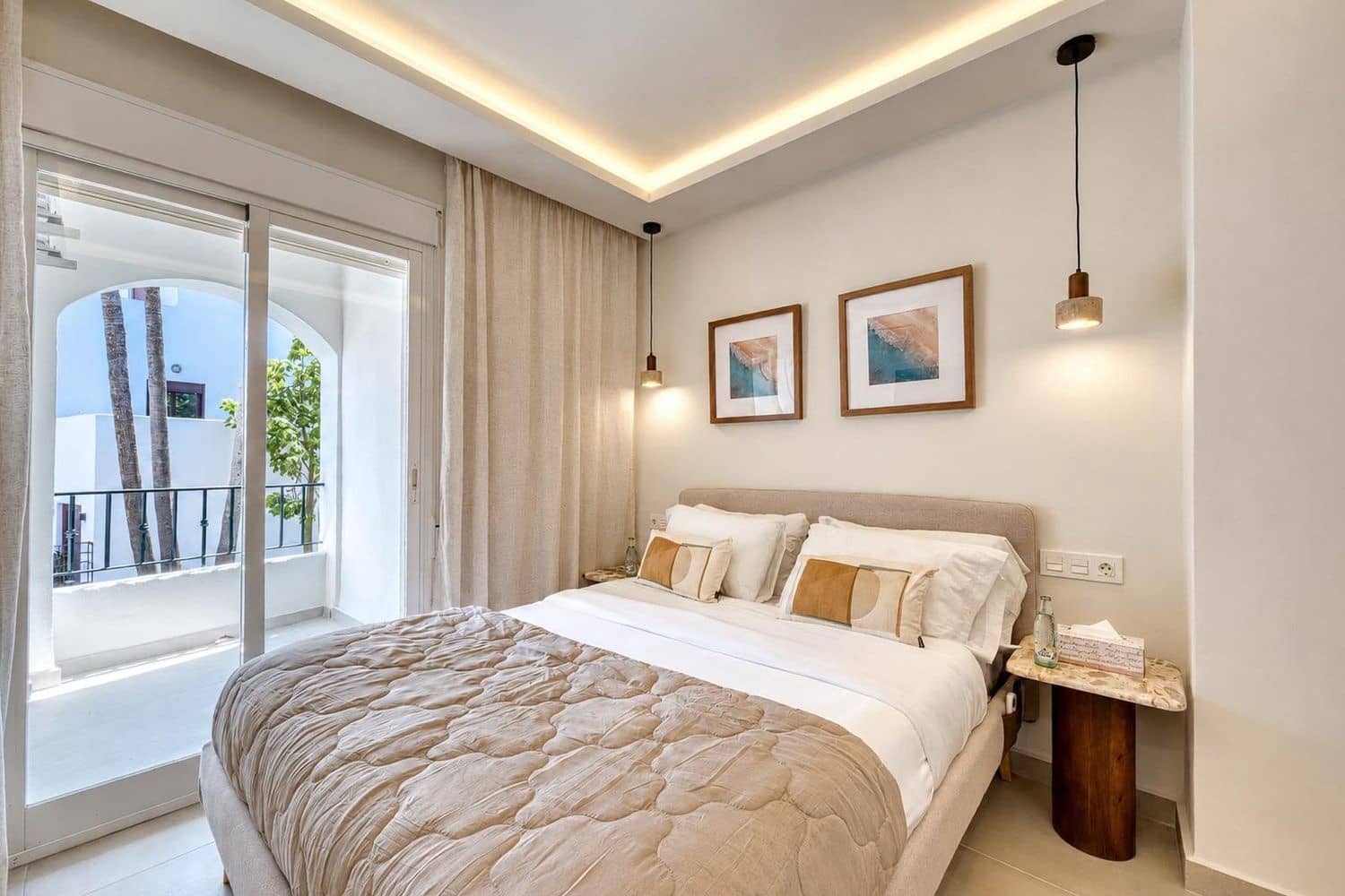 4 soveværelse Lejlighed til leje i Nueva Andalucia med swimmingpool garage - € 5.000 (Ref: 10010227)