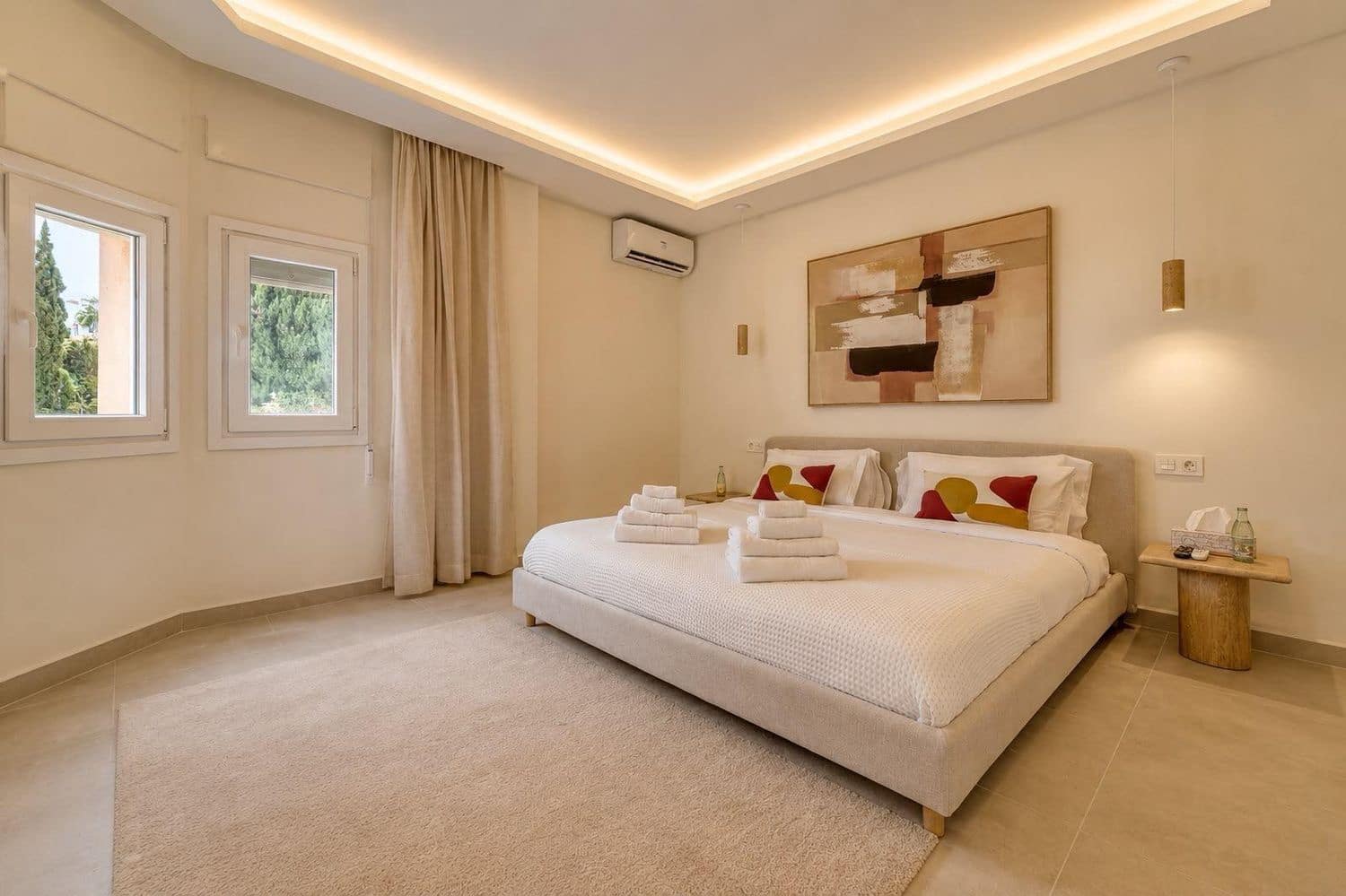 4 soveværelse Lejlighed til leje i Nueva Andalucia med swimmingpool garage - € 5.000 (Ref: 10010227)