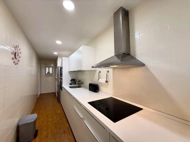 Apartamento de 1 habitación en Ricardo Soriano, Marbella en alquiler con piscina garaje - 1.800 € (Ref: 10012792)