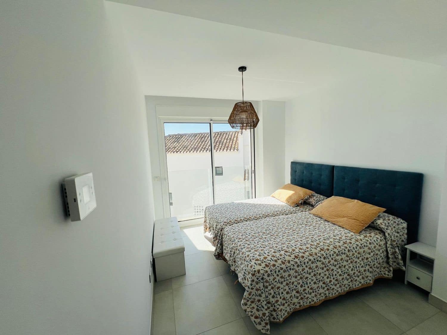 3 sovrum Lägenhet att hyra i Marbella med pool garage - 3 800 € (Ref: 10031554)