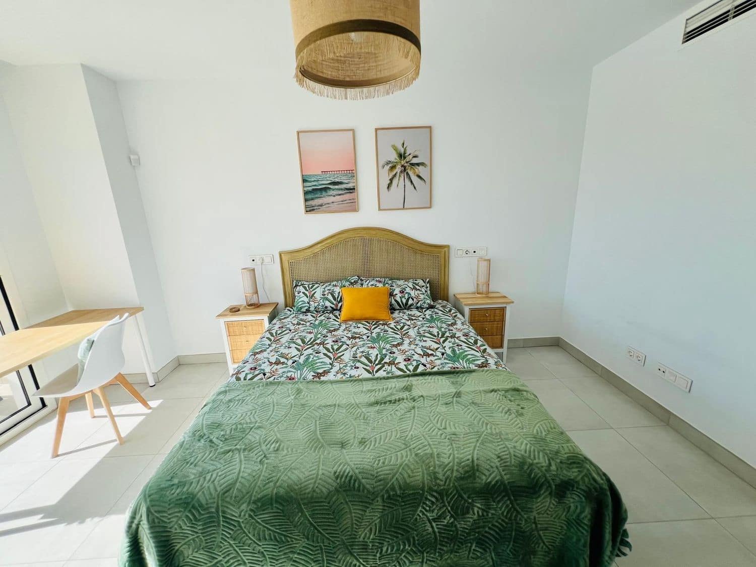 3 sovrum Lägenhet att hyra i Marbella med pool garage - 3 800 € (Ref: 10031554)
