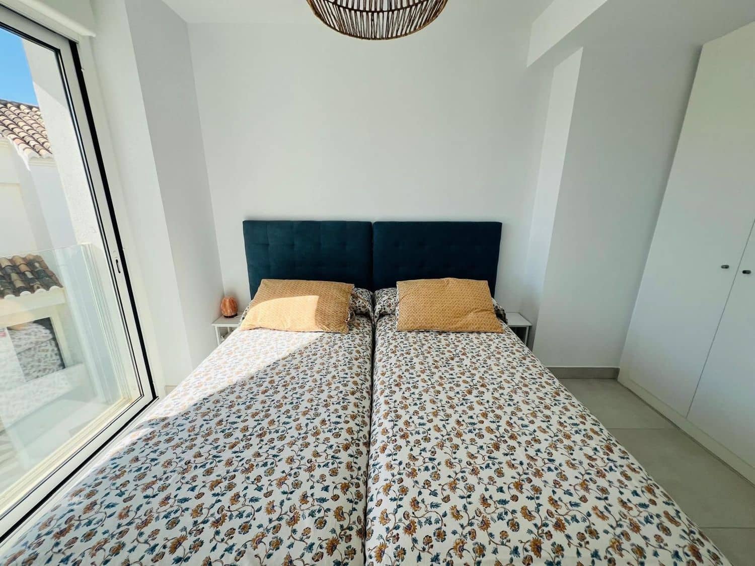 3 sovrum Lägenhet att hyra i Marbella med pool garage - 3 800 € (Ref: 10031554)