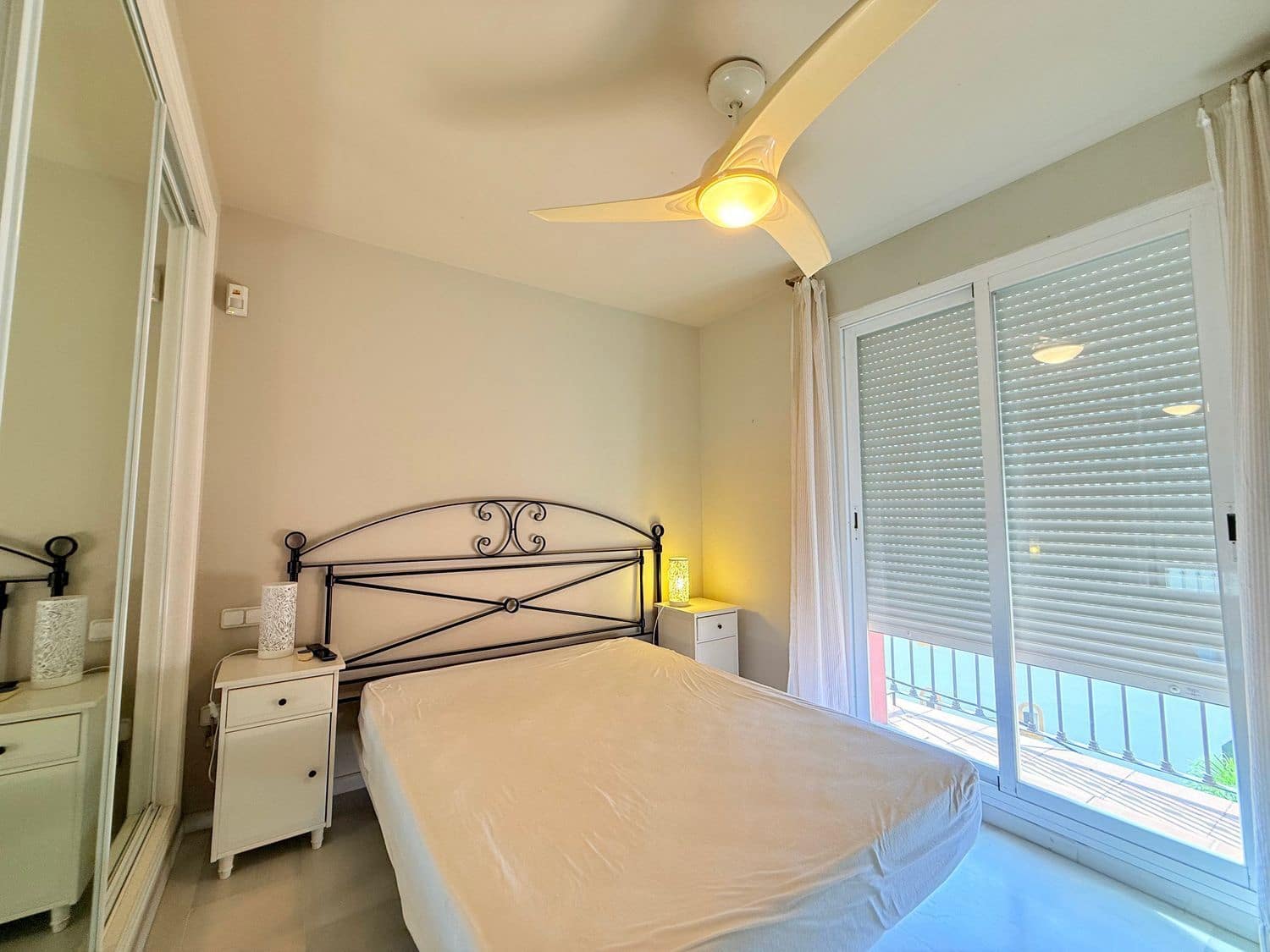 Appartement de 3 chambres à louer à Marbella avec piscine garage - 3 200 € (Ref: 10033363)