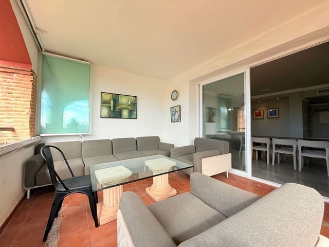 Appartement de 3 chambres à louer à La Carolina - Guadalpín, Marbella avec piscine garage - 3 200 € (Ref: 10033363)