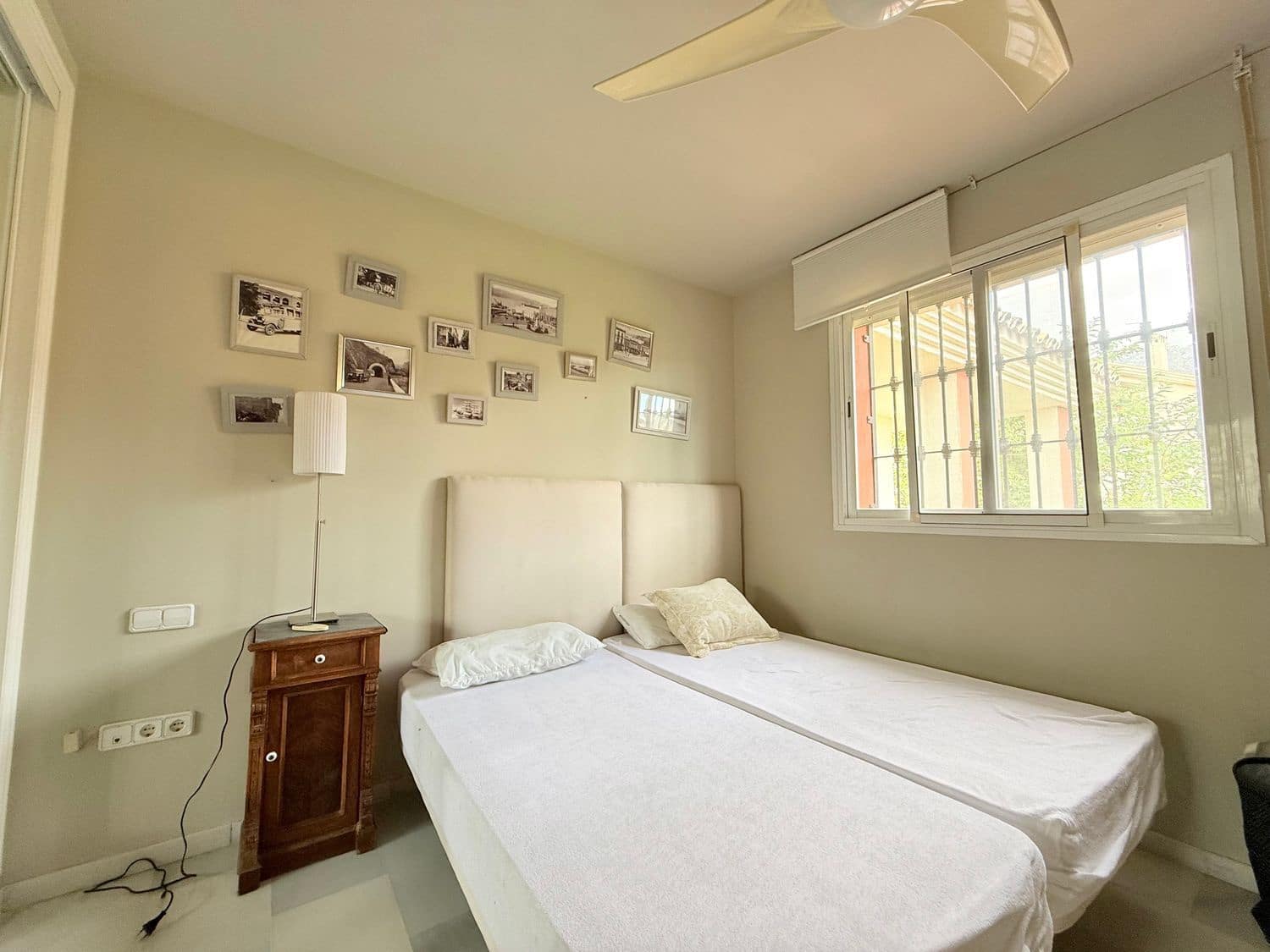Appartement de 3 chambres à louer à Marbella avec piscine garage - 3 200 € (Ref: 10033363)