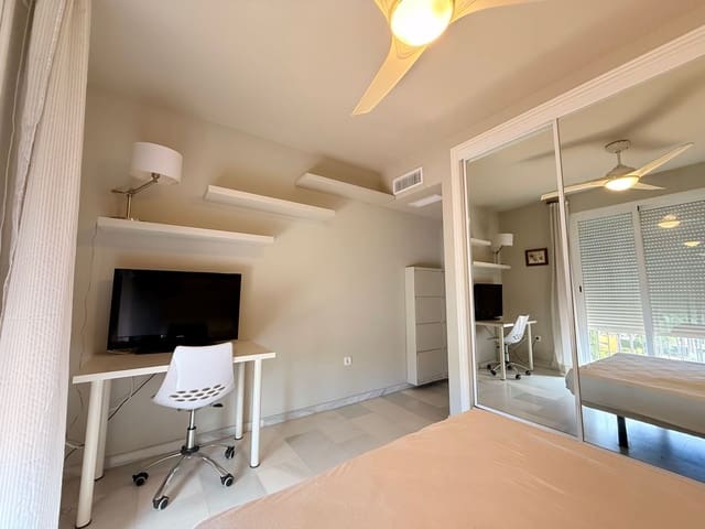 Appartement de 3 chambres à louer à La Carolina - Guadalpín, Marbella avec piscine garage - 3 200 € (Ref: 10033363)