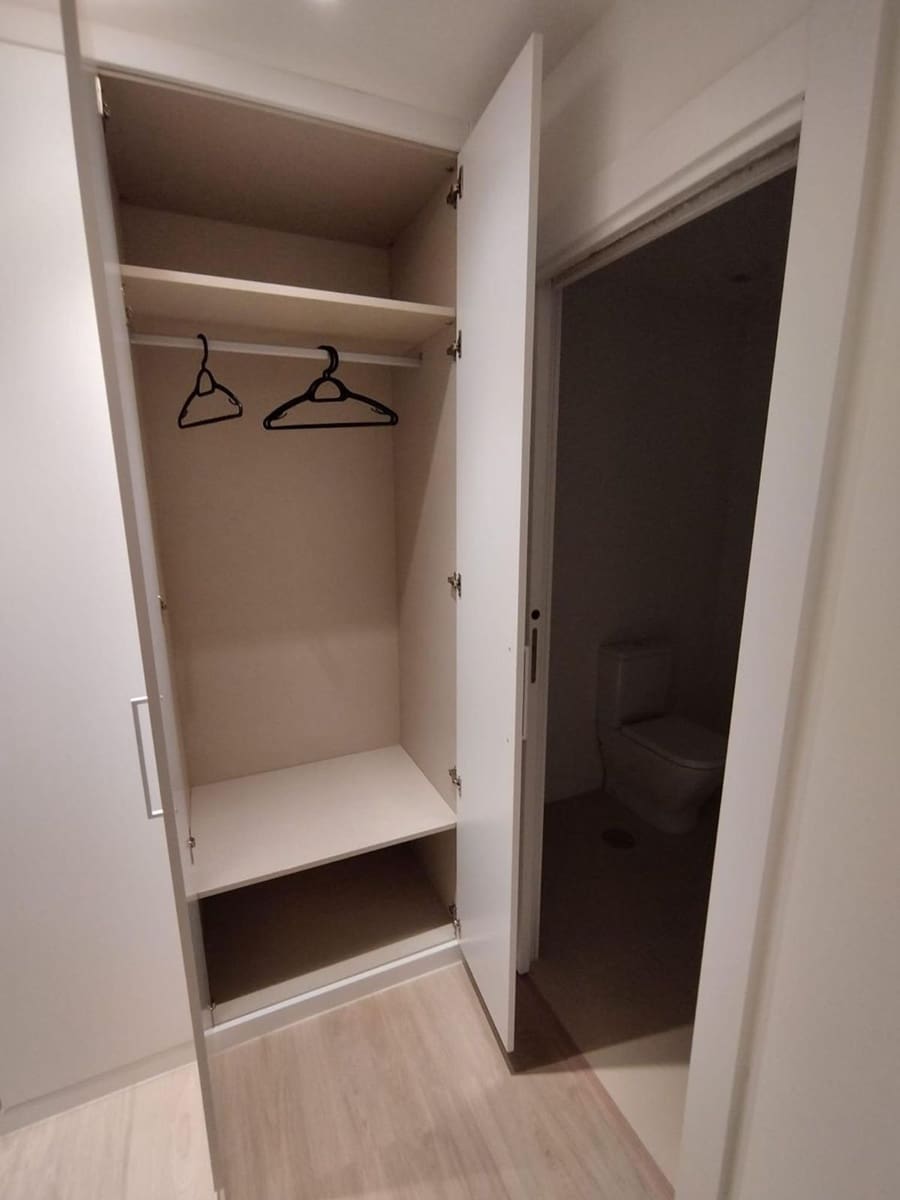 3 sypialnia Apartament do wynajęcia w Nueva Andalucia z basenem garażem - 2 600 € (Ref: 10036276)