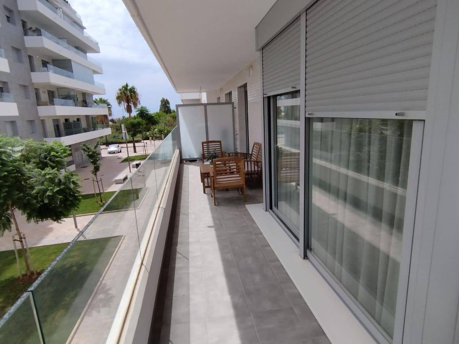 3 sypialnia Apartament do wynajęcia w Nueva Andalucia z basenem garażem - 2 600 € (Ref: 10036276)